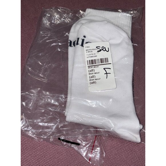 Museum of Peace and Quiet Icon Socks in White One Size Unisex - Picture 6 of 7